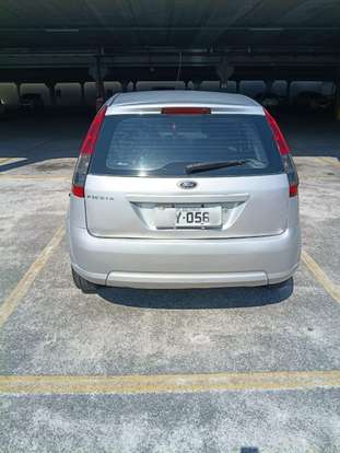 FORD-FIESTA-2012