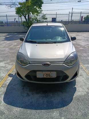 FORD-FIESTA-2012