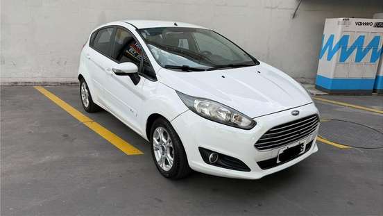 FORD-FIESTA-2015