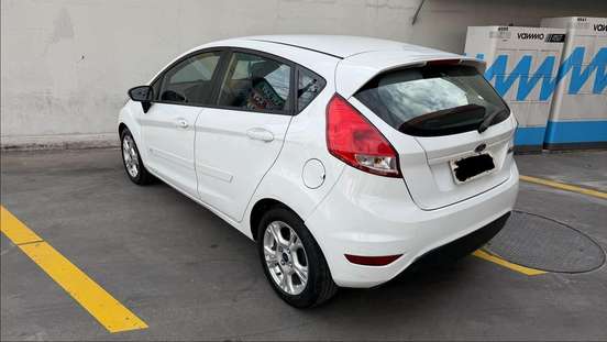 FORD-FIESTA-2015
