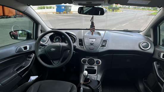 FORD-FIESTA-2017