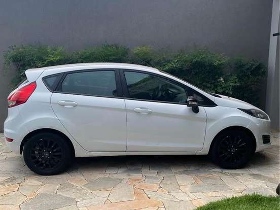 FORD-FIESTA-1.6 SE HATCH 16V FLEX 4P MANUAL FORD-FIESTA-2016