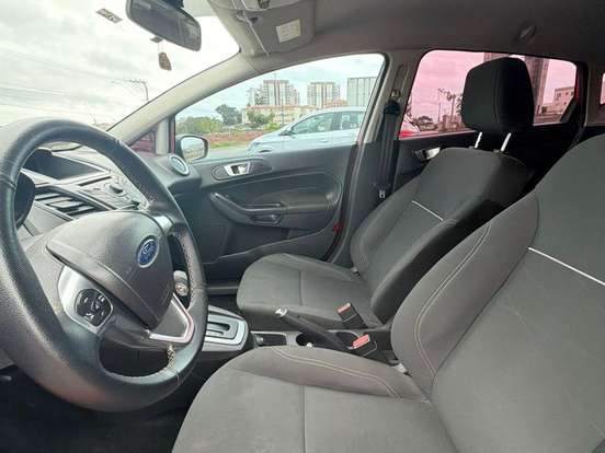 FORD-FIESTA-1.6 SE HATCH 16V FLEX 4P POWERSHIFT FORD-FIESTA-2015