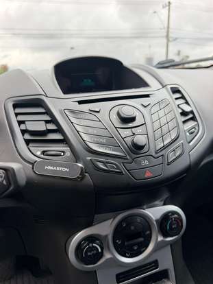 FORD-FIESTA-2015