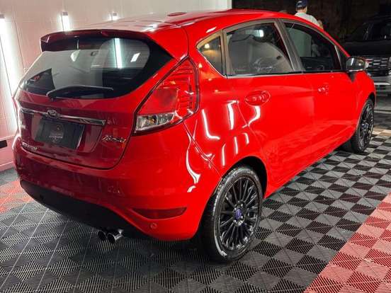 FORD-FIESTA-1.6 TITANIUM HATCH 16V FLEX 4P POWERSHIFT FORD-FIESTA-2013