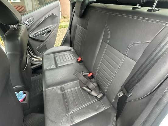 FORD-FIESTA-1.6 TITANIUM HATCH 16V FLEX 4P POWERSHIFT FORD-FIESTA-2013