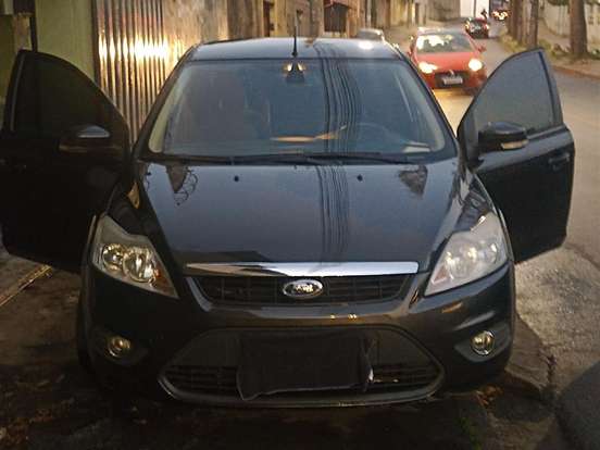FORD-FOCUS-2.0 GLX 16V FLEX 4P AUTOMÁTICO FORD-FOCUS-2013