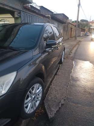 FORD-FOCUS-2013