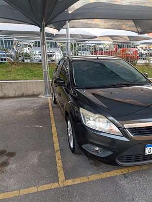 FORD-FOCUS-2013
