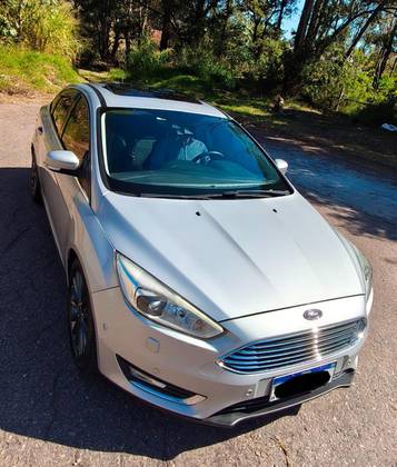 FORD FOCUS 2.0 TITANIUM FASTBACK 16V FLEX 4P POWERSHIFT