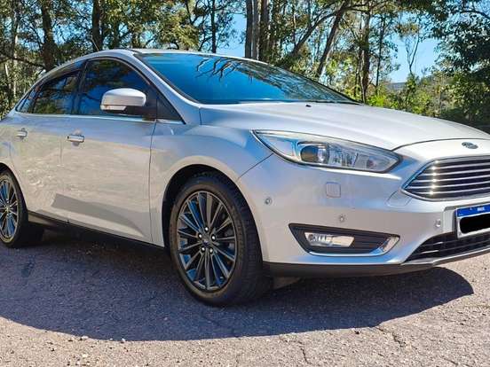 FORD-FOCUS-2.0 TITANIUM FASTBACK 16V FLEX 4P POWERSHIFT FORD-FOCUS-2017