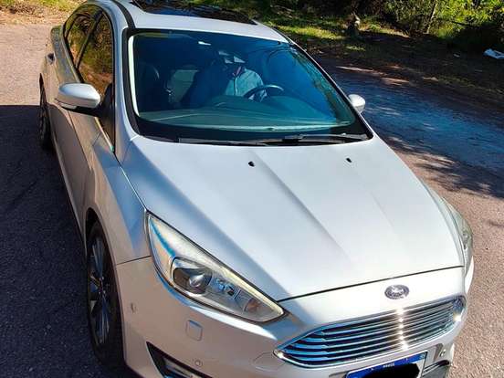 FORD-FOCUS-2.0 TITANIUM FASTBACK 16V FLEX 4P POWERSHIFT FORD-FOCUS-2017