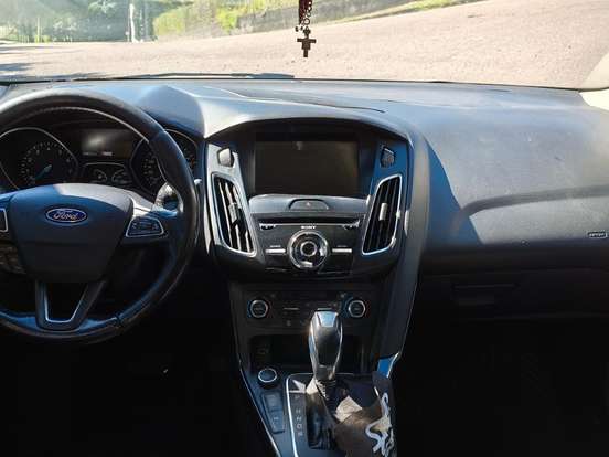 FORD-FOCUS-2.0 TITANIUM FASTBACK 16V FLEX 4P POWERSHIFT FORD-FOCUS-2017
