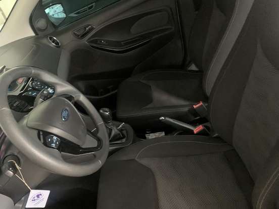 FORD-KA +-1.5 SIGMA FLEX SEL MANUAL FORD-KA +-2017