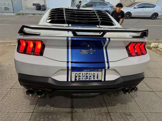 FORD-MUSTANG-5.0 V8 GASOLINA GT PERFORMANCE SELECTSHIFT FORD-MUSTANG-2024