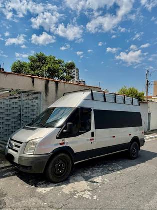 FORD TRANSIT 2.4 FURGÃO LONGO TURBO DIESEL 3P MANUAL