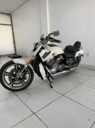 HARLEY-DAVIDSON-V-ROD MUSCLE HARLEY-DAVIDSON-V-ROD MUSCLE-2012