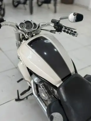 HARLEY-DAVIDSON-V-ROD MUSCLE-2012