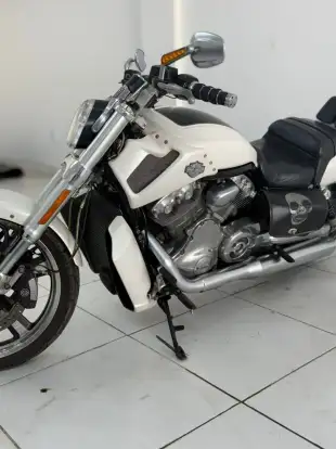HARLEY-DAVIDSON-V-ROD MUSCLE HARLEY-DAVIDSON-V-ROD MUSCLE-2012