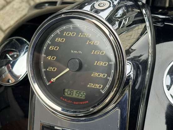 HARLEY-DAVIDSON-ROAD KING CLASSIC HARLEY-DAVIDSON-ROAD KING CLASSIC-2015