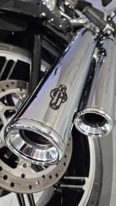HARLEY-DAVIDSON-SOFTAIL BREAKOUT 114-2021