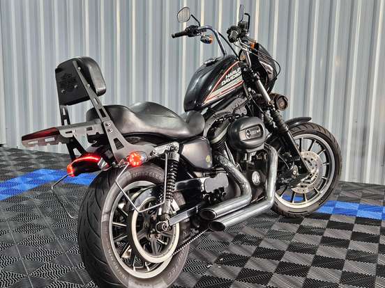 HARLEY-DAVIDSON-SPORTSTER 883 ROADSTER-2011