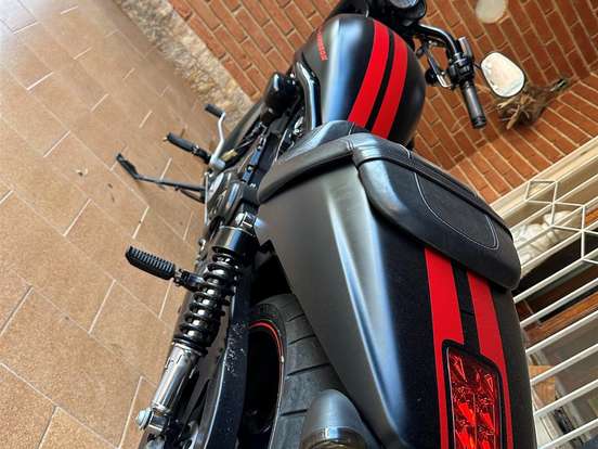 HARLEY-DAVIDSON-V-ROD 10TH ANNIVERSARY EDITION HARLEY-DAVIDSON-V-ROD 10TH ANNIVERSARY EDITION-2012