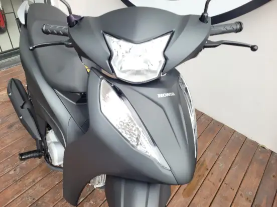HONDA-BIZ 125 ES-2027