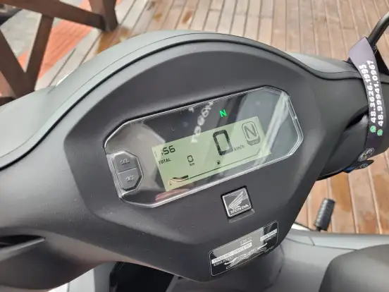 HONDA-BIZ 125 ES-2027