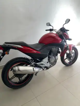 HONDA-CB 300R-2010