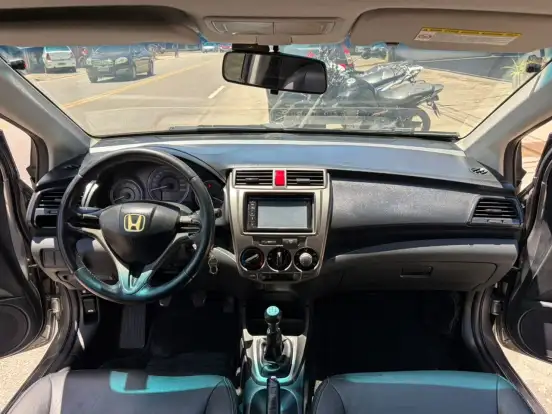 HONDA-CITY-2012