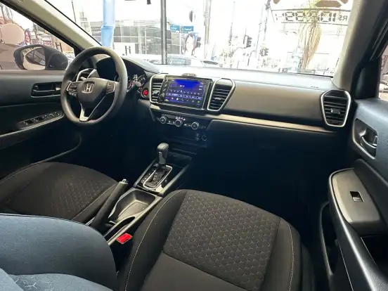 HONDA-CITY-1.5 i-VTEC FLEX HATCH LX CVT HONDA-CITY-2024