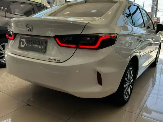 HONDA-CITY-1.5 i-VTEC FLEX HATCH LX CVT HONDA-CITY-2024