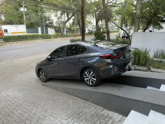 HONDA-CITY-2023