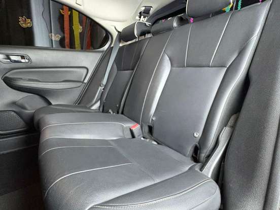 HONDA-CITY-1.5 i-VTEC FLEX HATCH EXL CVT HONDA-CITY-2022