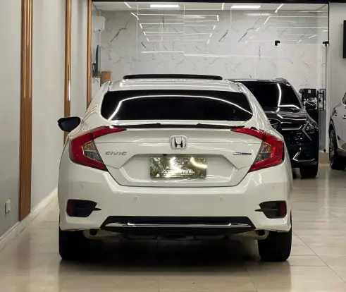 HONDA-CIVIC-2020