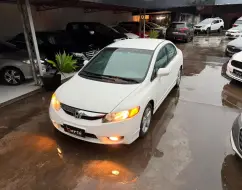HONDA CIVIC 1.8 LXL SE 16V FLEX 4P AUTOMÁTICO HONDA CIVIC 1.8 LXL SE 16V FLEX 4P AUTOMÁTICO