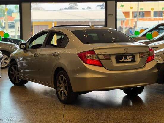 HONDA-CIVIC-2012
