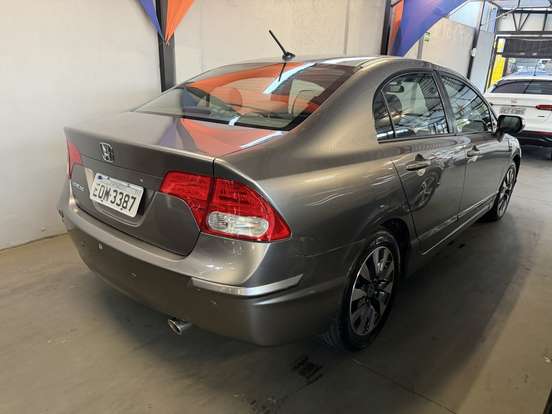 HONDA-CIVIC-1.8 LXL 16V FLEX 4P AUTOMÁTICO HONDA-CIVIC-2010