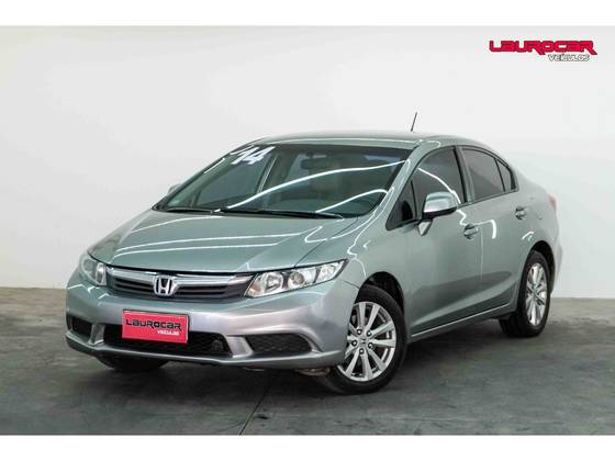 HONDA CIVIC 1.8 LXS 16V FLEX 4P AUTOMÁTICO