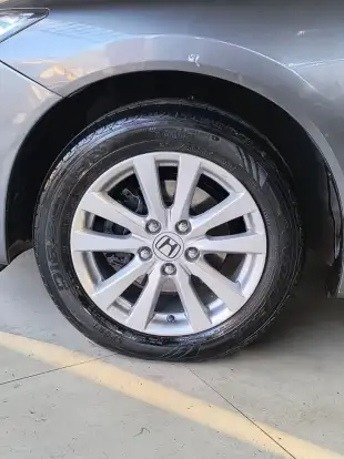 HONDA-CIVIC-2013