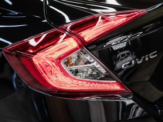 HONDA-CIVIC-2018
