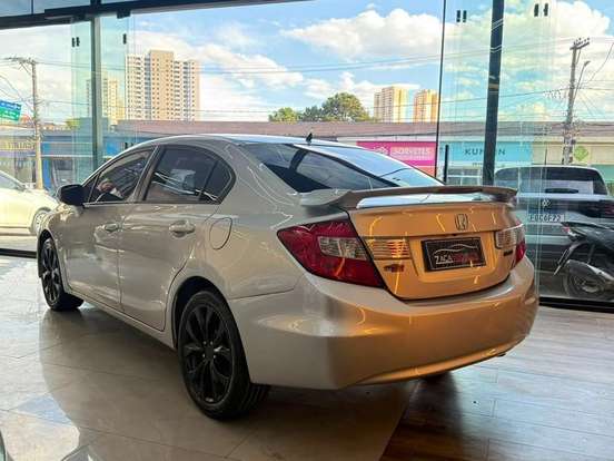 HONDA-CIVIC-2015