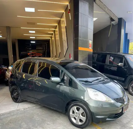HONDA-FIT-2009