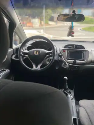 HONDA-FIT-2009