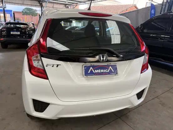 HONDA-FIT-2016