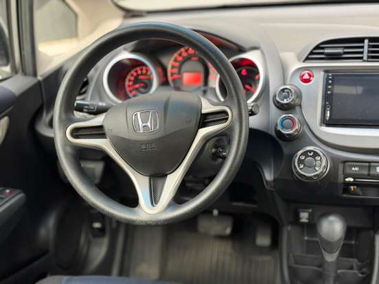 HONDA-FIT-2013