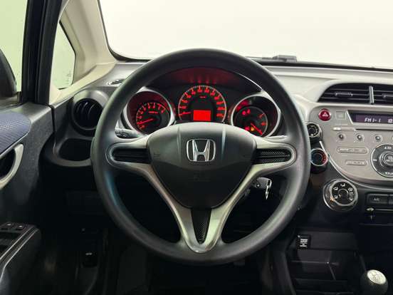 HONDA-FIT-2013