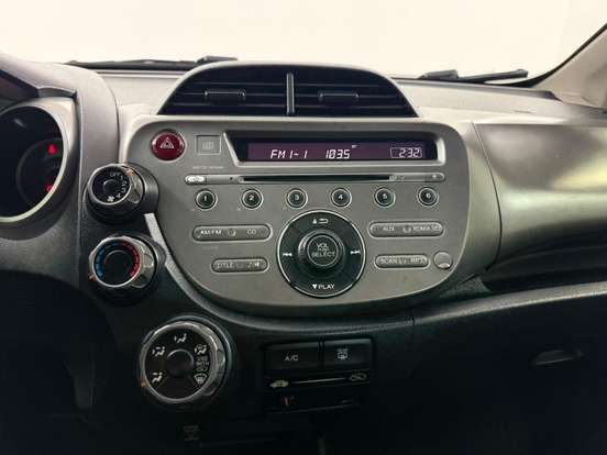 HONDA-FIT-2013