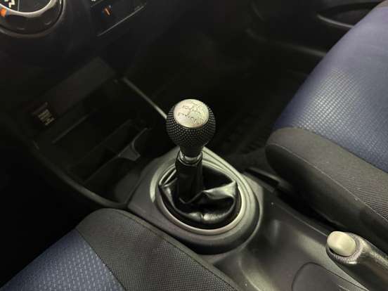 HONDA-FIT-2013